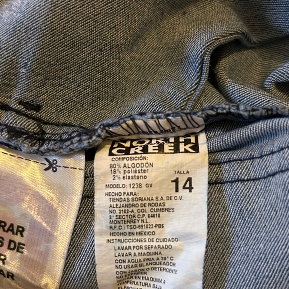 North Creek Teen Denim Shorts Size 14 - Picture 3 of 7